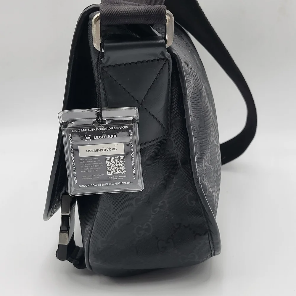 Gucci Imprime Black GG Supreme Canvas Crossbody Unisex Bag... Authentic w/COA...